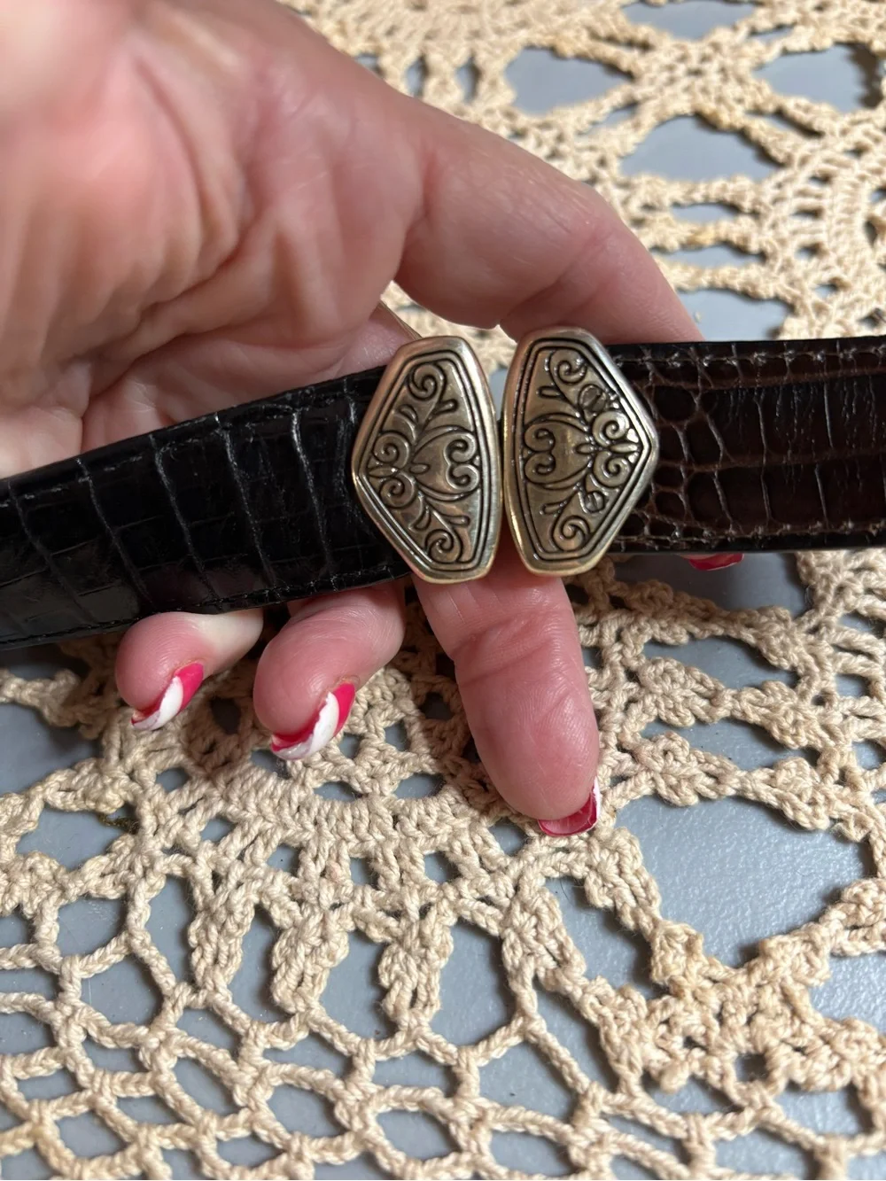 Women's Black/Brown Embossed Leather Belt Reversible  Ornate Silver Buckle
